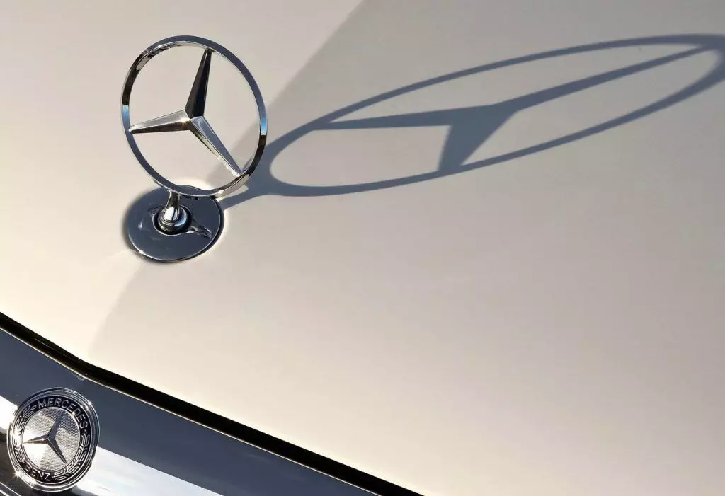 Taxi Mercedes