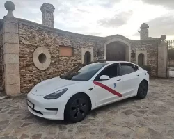 Taxi Mercedes Premium Madrid Taxi Tesla