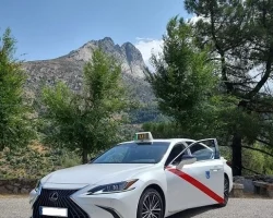 Taxi Mercedes Premium Madrid Taxi Lexus